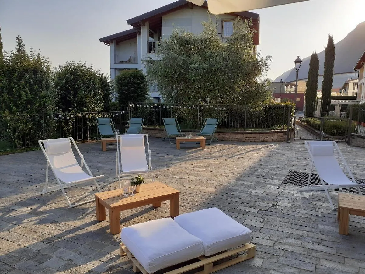 Residence Perlago Predore Ferienhaus