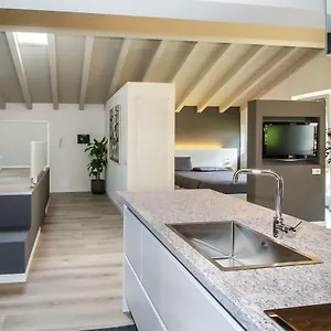 Sofi Apartment